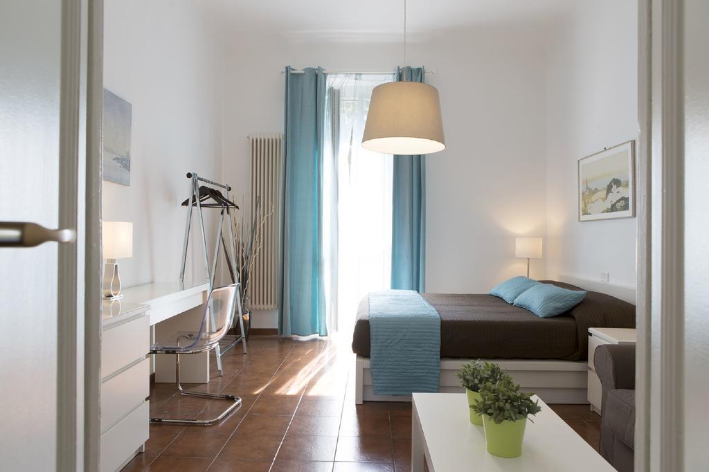 Fashion37 Apartment Milano Rum bild