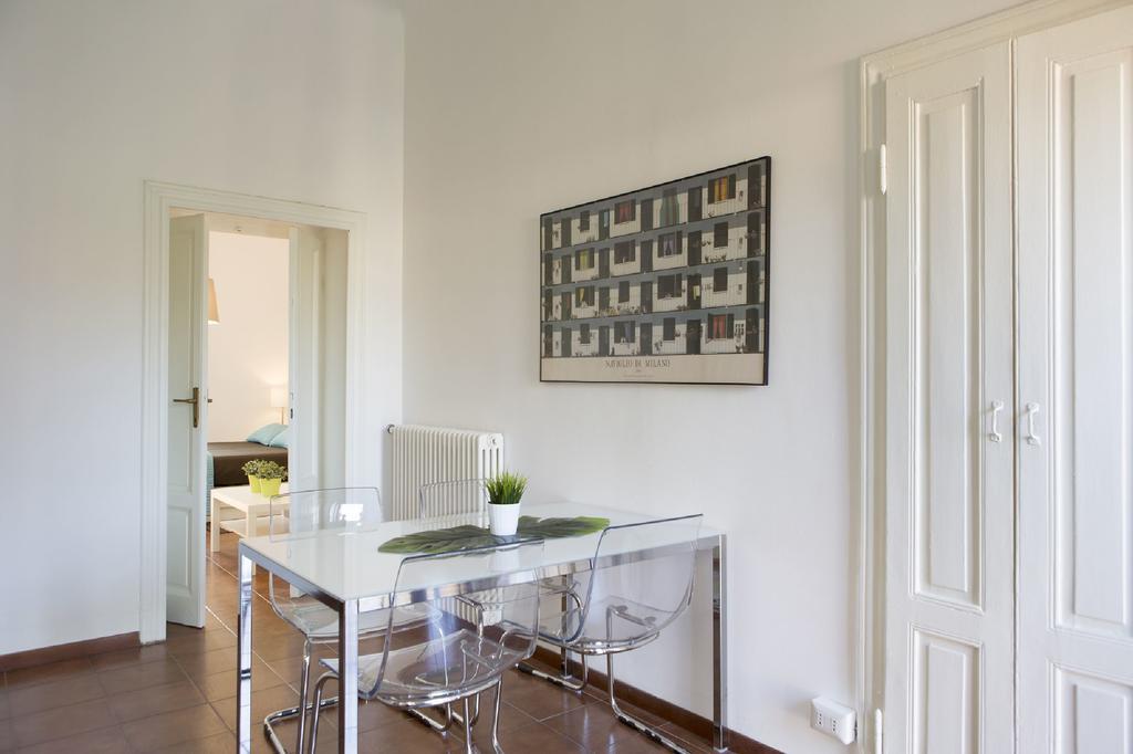 Fashion37 Apartment Milano Rum bild